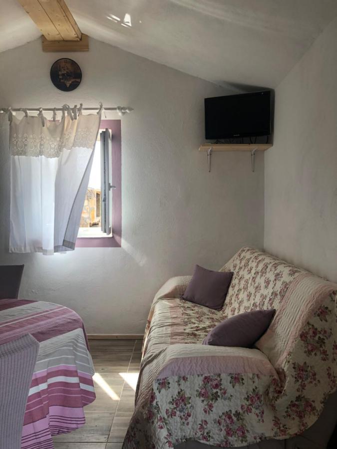 Cottage Rugonj スタリー・グラード エクステリア 写真